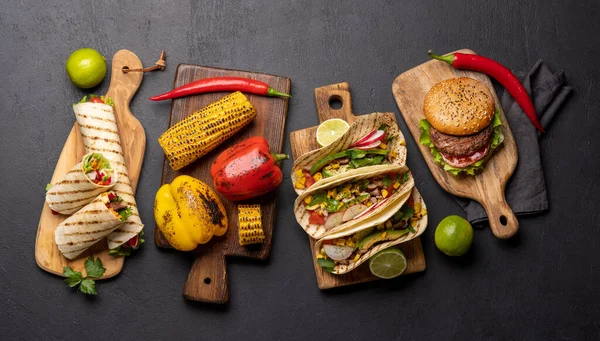 Tako Burrito Nachos Hamburger Daha Fazlasının Olduğu Meksika Yemekleri Düz — Stok fotoğraf