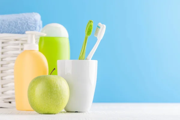 Uma Imagem Limpa Refrescante Com Pasta Dentes Escovas Dentes Promovendo — Fotografia de Stock