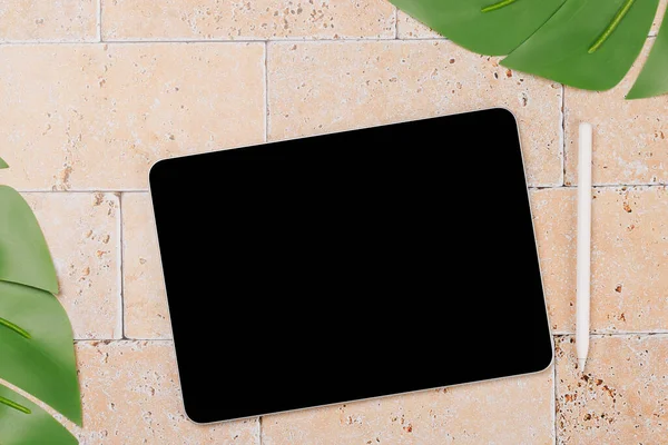 Tablet Blank Screen Flat Lay Copy Space — Stock Photo, Image
