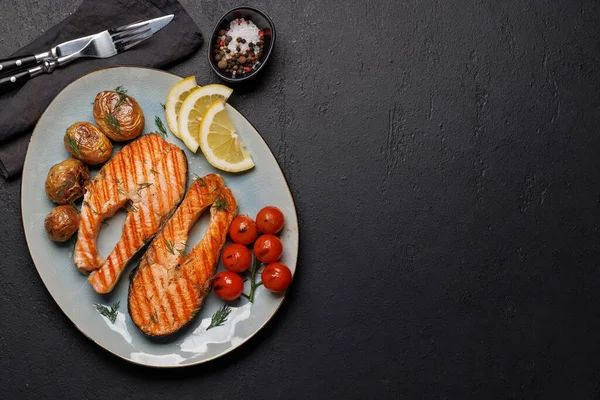 Grilled Salmon Steaks Potatoes Plate Mouthwatering Delight Flat Lay Copy — Stock Photo, Image