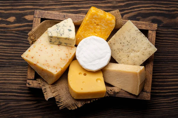 Various Cheese Wooden Box Flat Lay — Stock Fotó