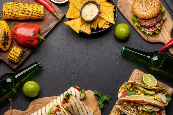 Tako Burrito Nachos Hamburger Daha Fazlasının Olduğu Meksika Yemekleri Kopyalama — Stok fotoğraf