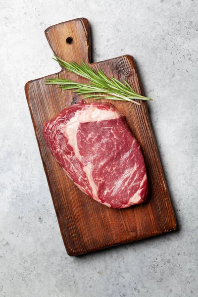 Rohe Ribeye Steaks Auf Schneidebrett Grillen Flach Lag Mit — Stockfoto