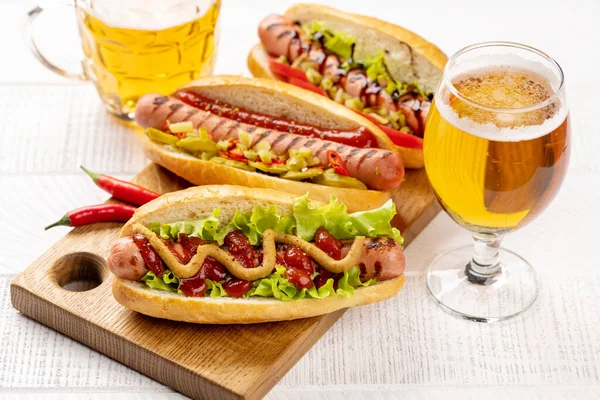 Various Hot Dog Beer Homemade Hotdogs Cutting Board — Stok fotoğraf
