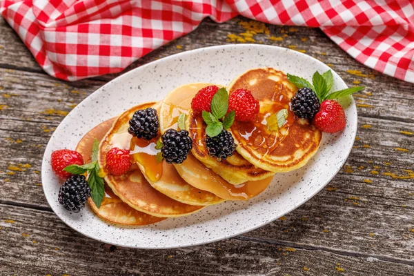 Tasty Homemade Pancakes Berries Honey Syrup Flat Lay — Stock Photo, Image