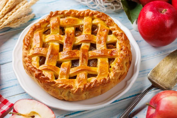 Delicious Apple Pie Fresh Red Apples — Stock Photo, Image