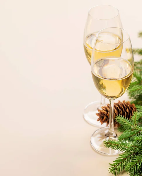 Ramo Abete Natale Champagne Spazio Saluti Testo — Foto Stock
