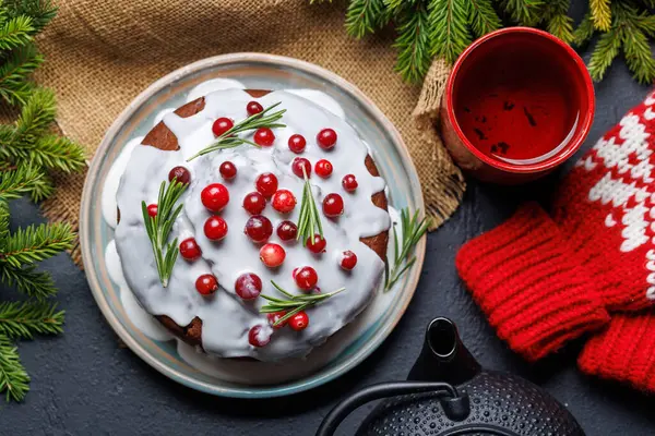 Lezzetli Bir Noel Pastası Bayram Ziyafeti Düz Yatıyordu — Stok fotoğraf