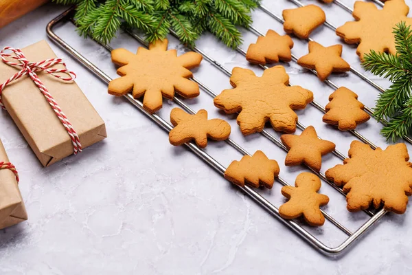 쿠키와 전나무 크리스마스 — 스톡 사진