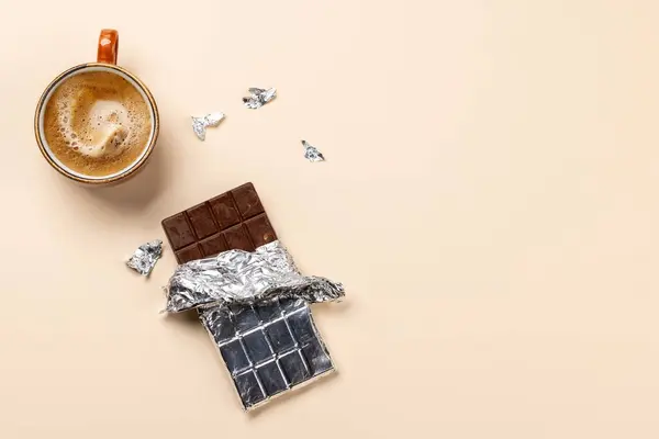 Kaffepaus Salighet Chokladkaka Tillsammans Med Kopp Kaffe Platt Liggplats Med — Stockfoto