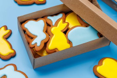 Paskalya tatlılığı: Şenlikli şekillerde tatlı zencefilli kurabiyeler