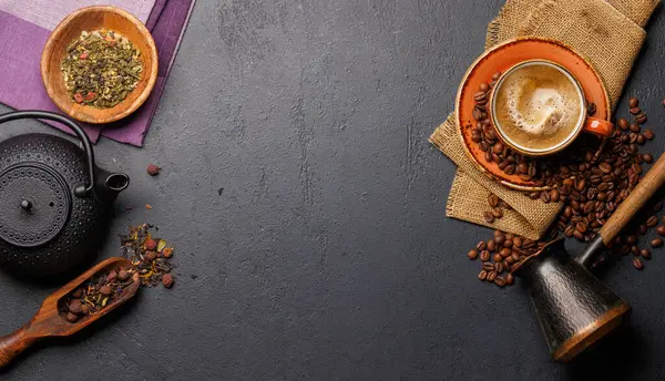 Tantalizing Display Roasted Coffee Beans Dry Tea Leaves Accompanied Espresso — Stock Photo, Image