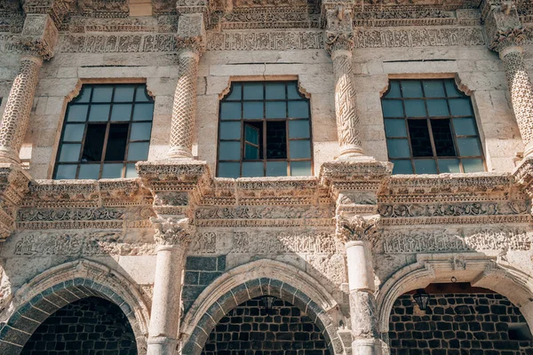 stock image Facade of the Ulu Cami Diyarbakir Grand mosque at sunrise, Eastern Turkey.