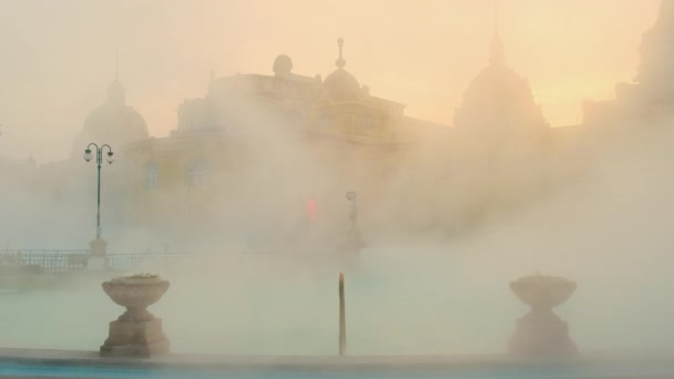 Széchenyi Fürdő Budapesten Télen Napkeltekor Történelmi Magyar Termálfürdők Európában Híres — Stock videók
