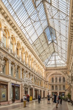 Odessa, Ukrayna - 8 Haziran 2021: Odessa, Ukrayna 'daki tarihi Odessa Geçidi kompleksi. Odessa simgeleri