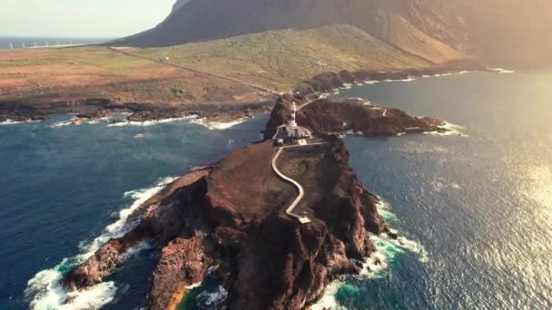 Luchtfoto Van Punta Teno Vuurtoren Tenerife Eiland Bij Zonsopgang Spanje — Stockvideo