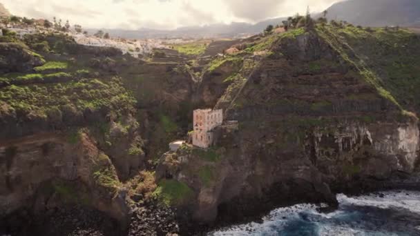 从空中俯瞰特内里费Los Realejos的La Gordejuela的老水上飞机 Casa Hamilton Elevador Aguas Gordejuela Tenerife Tenerife的地标 — 图库视频影像