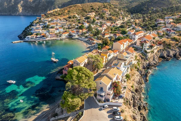 Cidade Pitoresca Assos Ilha Kefalonia Mar Jónico Grécia Vista Aérea — Fotografia de Stock