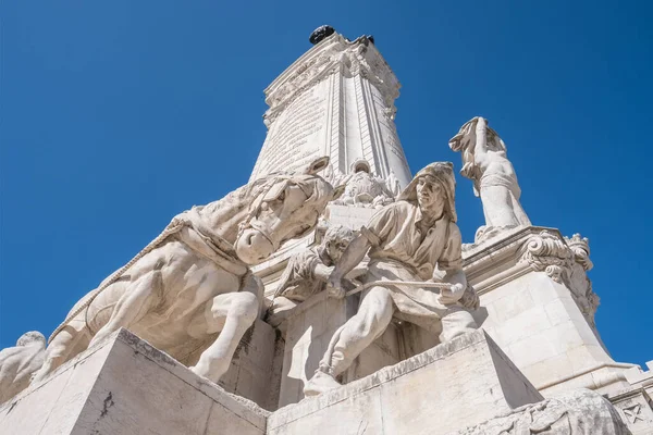 葡萄牙里斯本 2022年3月30日 葡萄牙里斯本庞巴莱侯爵 纪念碑的雕塑特写 — 图库照片