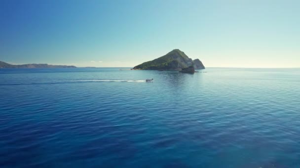 Vue Aérienne Une Île Marathonisi Près Île Zante Dans Mer — Video