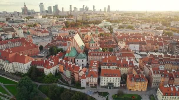 Stare Miasto Nowoczesne Drapacze Chmur Zachodzie Słońca Polska Widok Lotu — Wideo stockowe