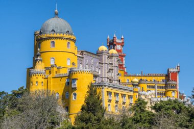 Sintra, Portekiz 'deki Pena Sarayı. Pena Ulusal Sarayı, Sintra Bölgesi, Lizbon, Portekiz
