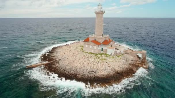 Hırvatistan Küçük Bir Adada Deniz Feneri Hırvatistan Pula Kentindeki Adriyatik — Stok video