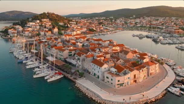 Hırvatistan Dalmaçya Bölgesinde Adriyatik Denizi Nde Küçük Bir Adada Eski — Stok video