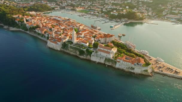 Hırvatistan Rab Adasındaki Rab Kasabası Güneş Doğarken Manzarası Katedralin Çan — Stok video