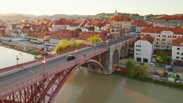 Maribor Pemandangan Udara Cityscape Saat Matahari Terbenam Slovenia Maribor Adalah — Stok Video