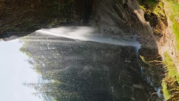 Вид Водопад Перичник Трипольском Национальном Парке Словенской Области Медленное Движение — стоковое видео
