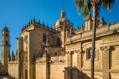 İspanya, Endülüs 'teki Jerez de la Frontera kasabasının güzel katedrali. Tarihi Katedral Binası