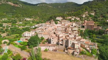 İspanya 'nın pitoresk şehri Estellencs, Mallorca, Balearic Adaları, İspanya. 