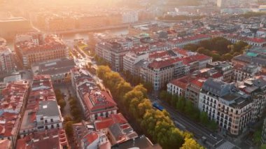 Donostia 'nın hava manzarası - San Sebastian şehir manzarası Bask ülkesinde, kuzey İspanya' da.