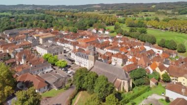 Hava manzaralı Navarrenx kasabası, Pirenes-Atlantik bölümü, Bask ülkesi, Güney-Batı Fransa. 