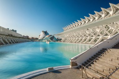 Valencia, İspanya - 9 Nisan 2024: Valencia Sanat ve Bilim Şehri. Kraliçe Sofya Sanat Sarayı 'nın gelecekteki binası. 