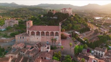 İspanya 'nın Balear Adaları' ndaki Mallorca kentindeki Arta kentinin hava manzarası. Parroquia dArta ve Sant Salvador Mayorka adasında.