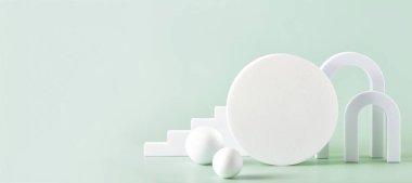 Çeşitli geometrik formlara sahip soyut arka plan kemerler, toplar, silindirler ve ürün sunumu için pastel yeşil zemin üzerindeki merdivenler. Kozmetik ürünleri göstermek için podyum.
