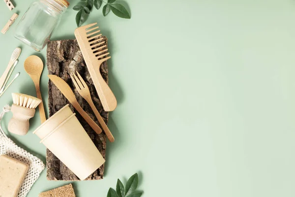Uppsättning Återanvändbara Miljövänliga Produkter Noll Avfallskoncept Eco Naturliga Papperskoppar Bambu — Stockfoto