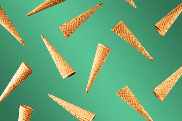 Ice Cream Cones Pattern Green Gradient Background Sweet Summer Empty — Stock Photo, Image