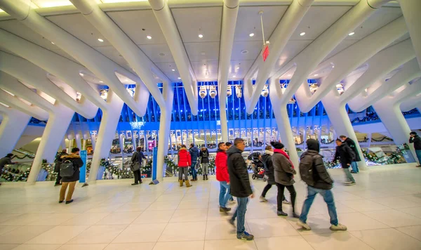 ニューヨーク市 2018年12月4日 世界貿易センターの内部ビュー Oculus Building Transport Hub — ストック写真
