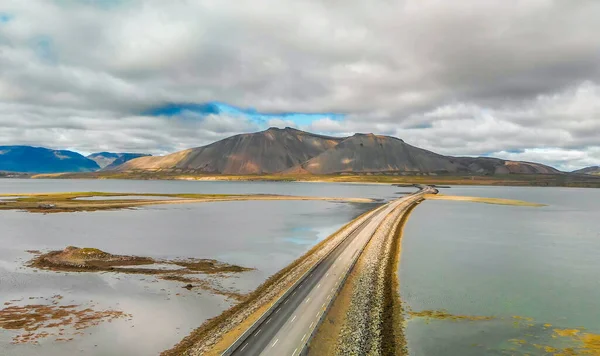 Kolgrafarfjordur Letní Sezóně Island Letecký Pohled Dronu Krásného Mostu — Stock fotografie