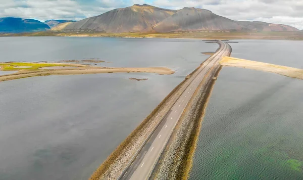 Kolgrafarfjordur Sommersesongen Island Flybilde Fra Dronen Vakker Bro – stockfoto