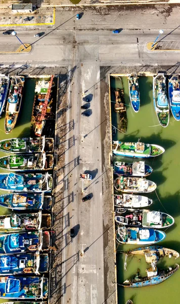 Fishing Boats Small Port Aerial Overhead View Drone — Stock Photo, Image