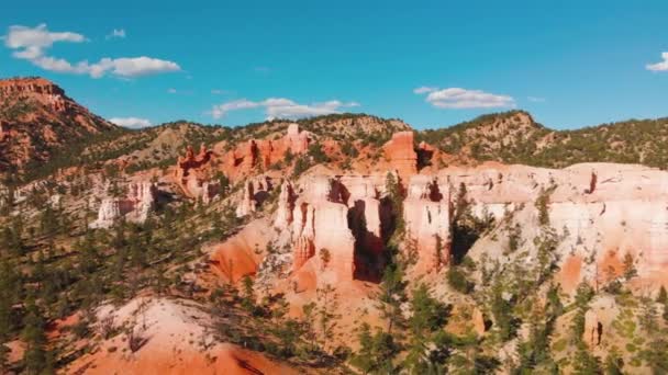 Vista Aérea Las Coloridas Formaciones Rocosas Bryce Canyon Utah Estados — Vídeos de Stock