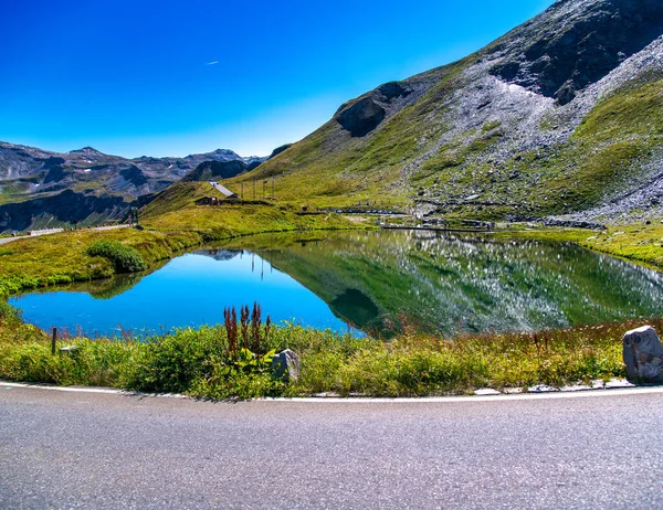 Incroyable Reflet Lac Ciel Dans Beau Paysage Alpin Été — Photo