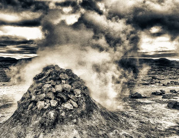 Hverir Boiling Mudpots Geothermal Area Cracked Ground Myvatn Region Northern — Stock Photo, Image
