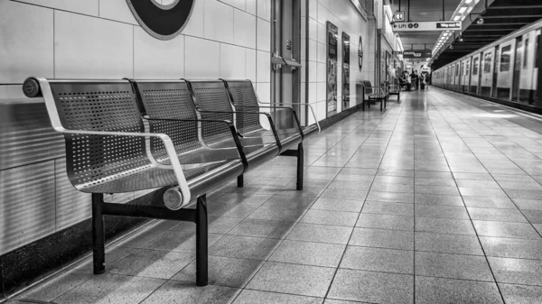 Londen Juni 2015 Blackfriars Metrostation Interieur — Stockfoto
