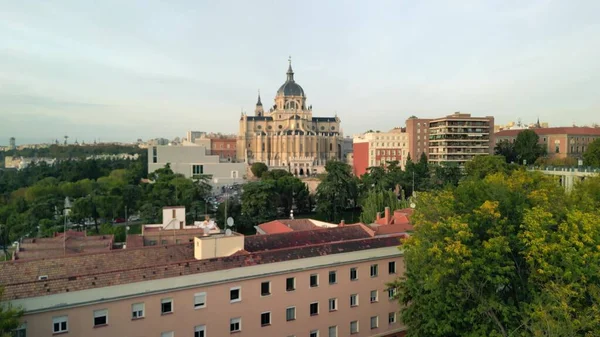 西班牙马德里 皇宫地区城市地标和建筑物的空中景观 — 图库照片