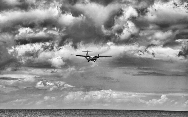 Maho Bay Martin One Main Attractions Plane Spotters — Stock Photo, Image